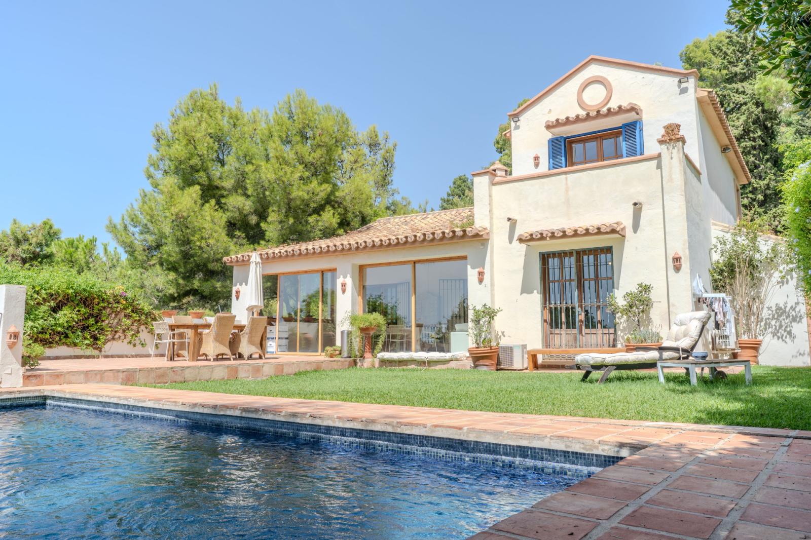 Villa for Rent in Benahavís