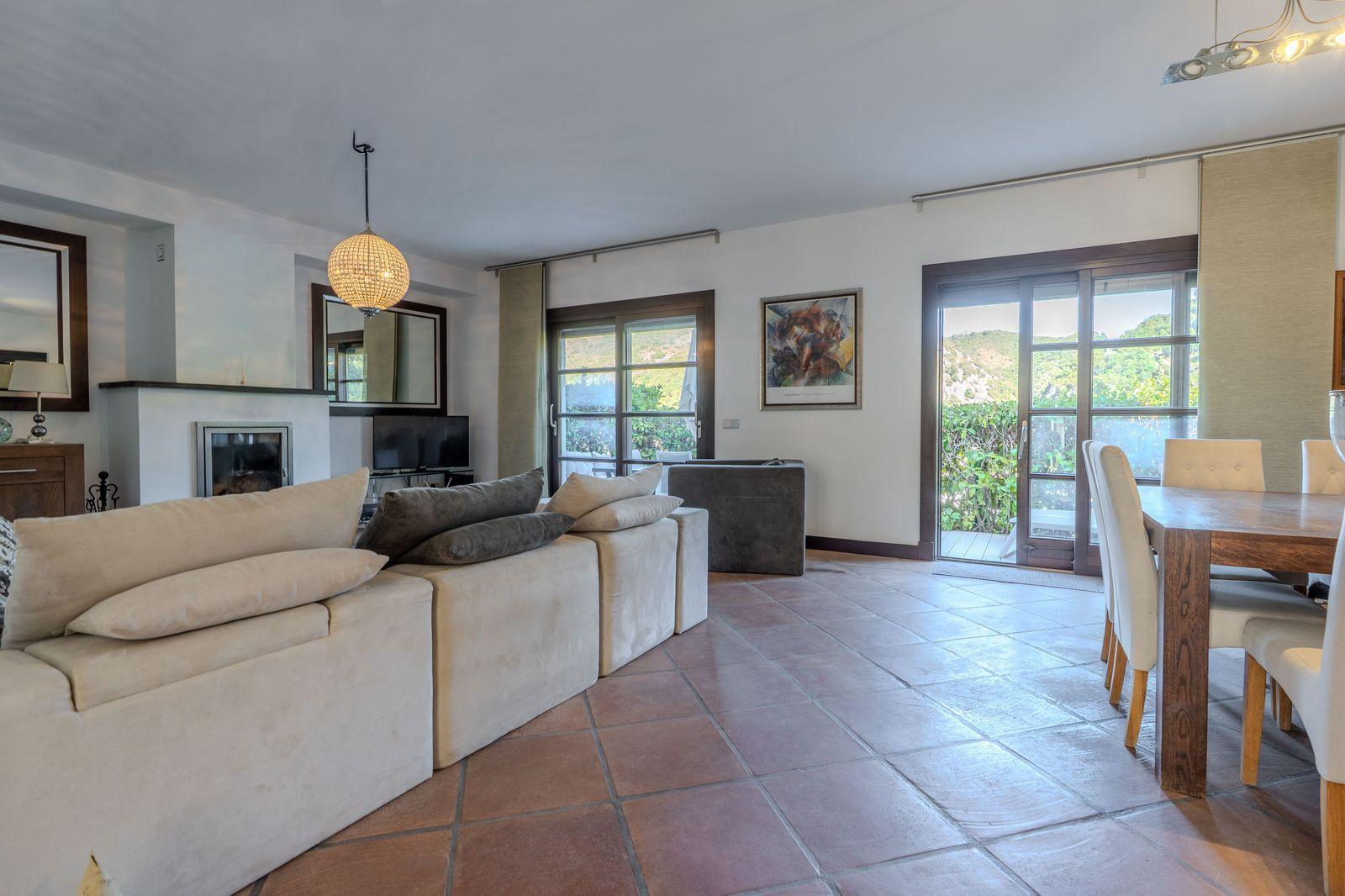 Apartamento en Alquiler en Benahavís