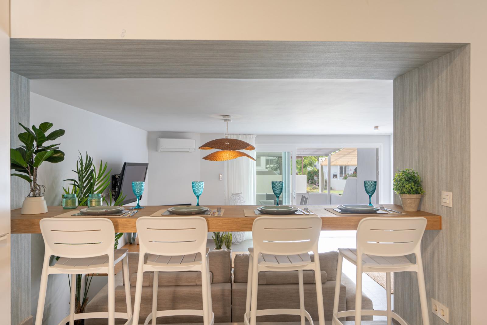 House for Rent in Casares