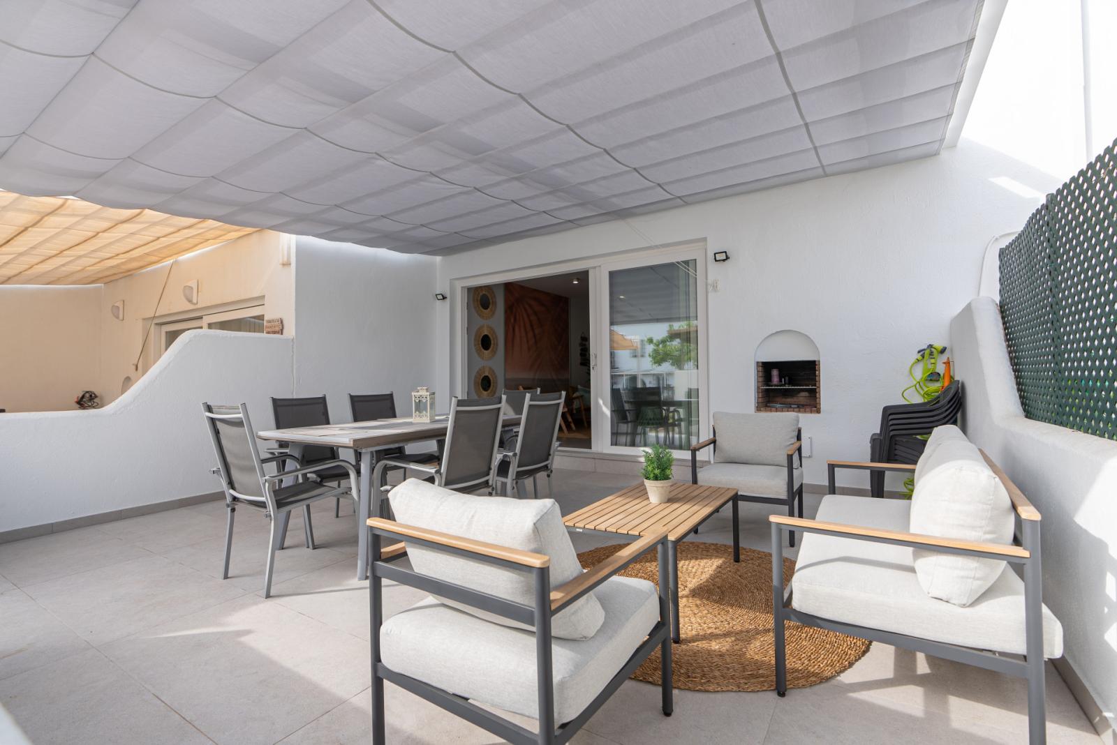 House for Rent in Casares