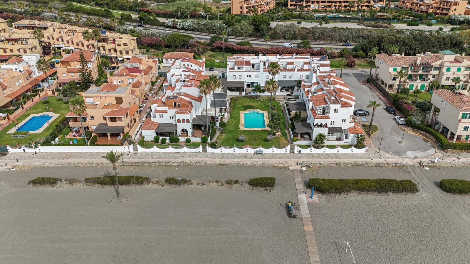 House for Rent in Casares