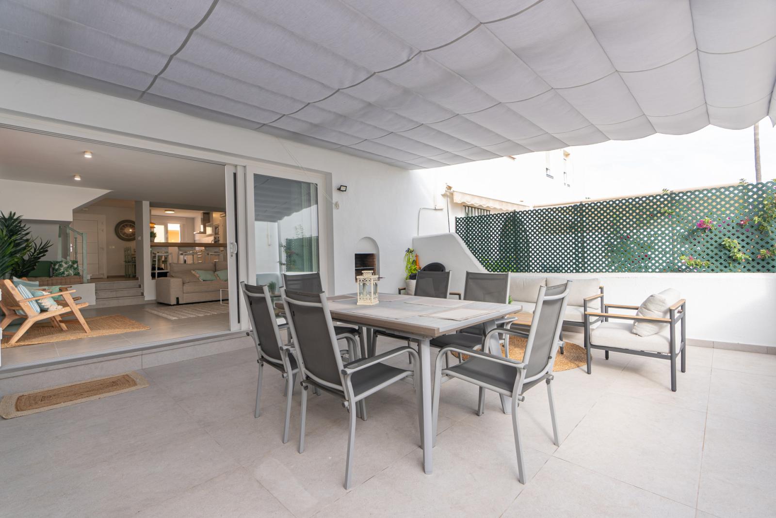 House for Rent in Casares