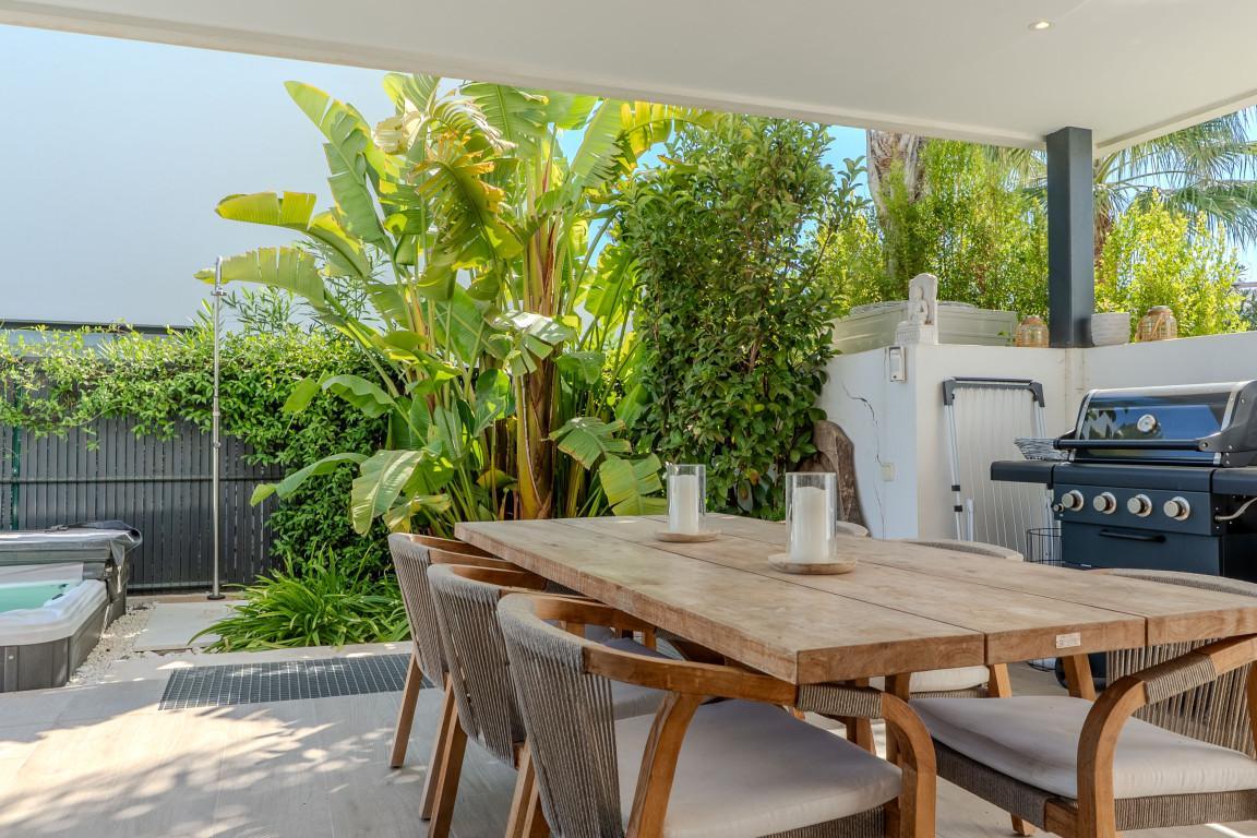 Villa en Venta en Estepona