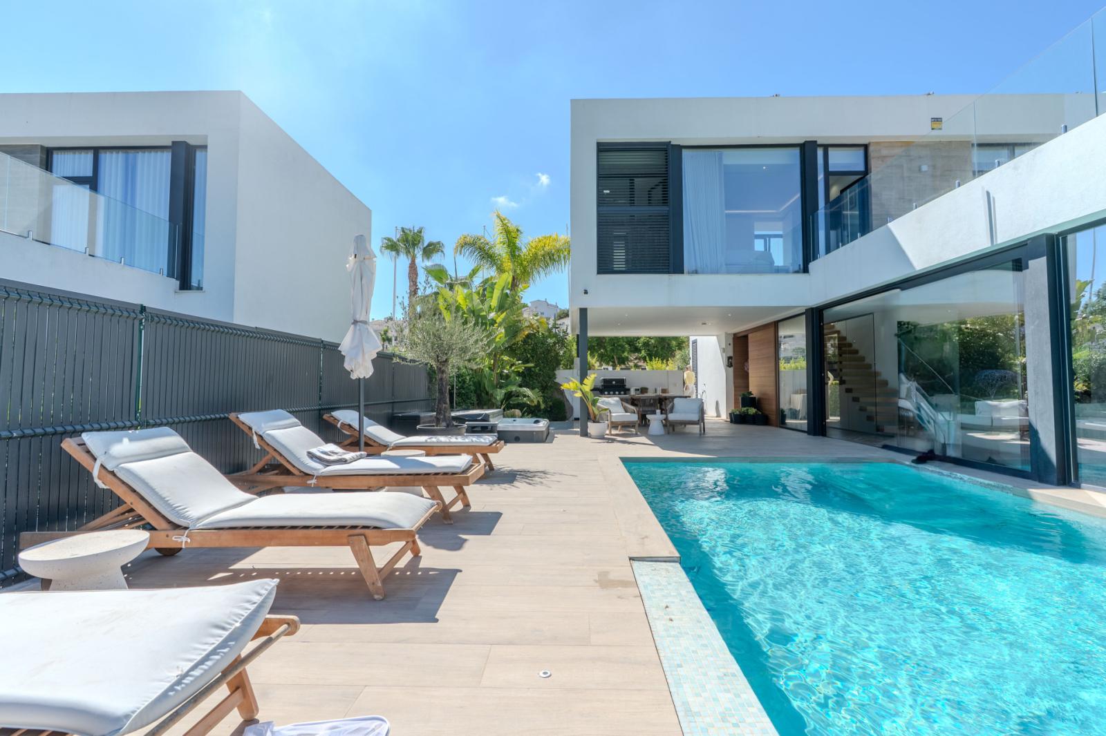 Villa en Venta en Estepona