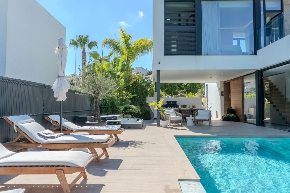 Villa en Venta en Estepona