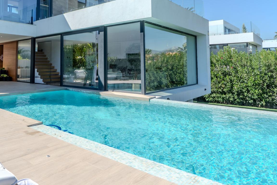 Villa en Alquiler en Estepona