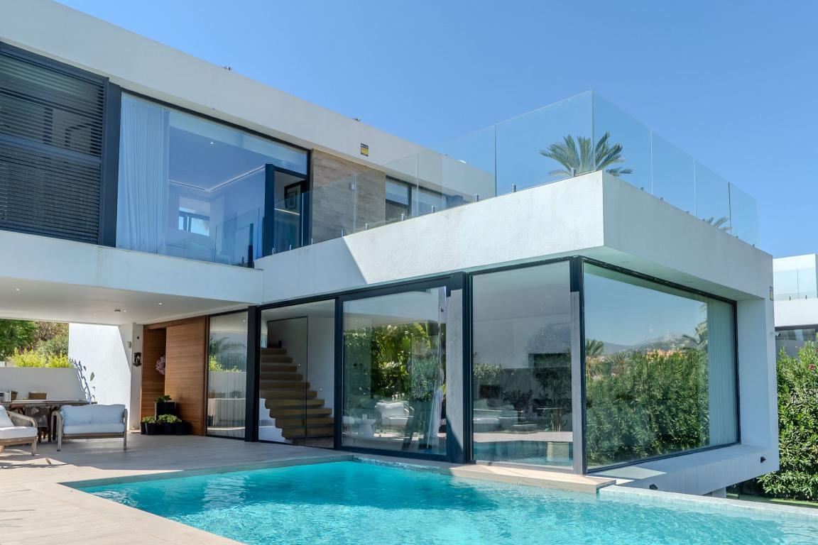 Villa en Alquiler en Estepona