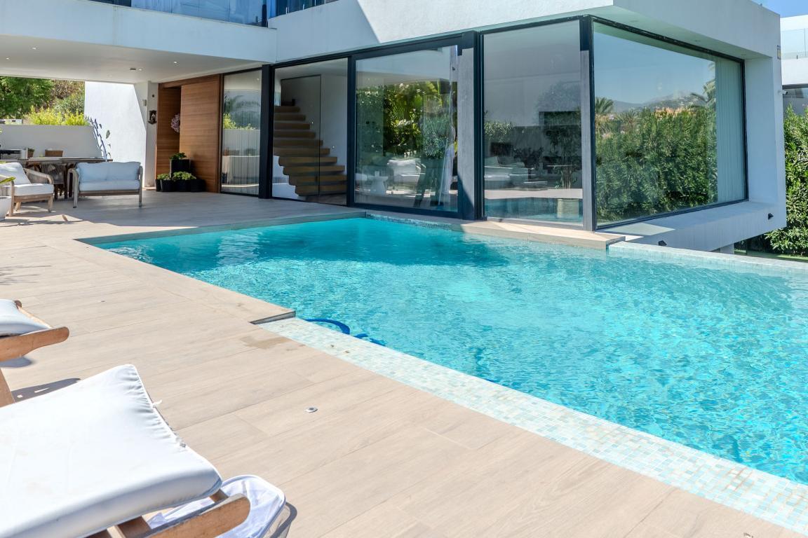 Villa en Alquiler en Estepona