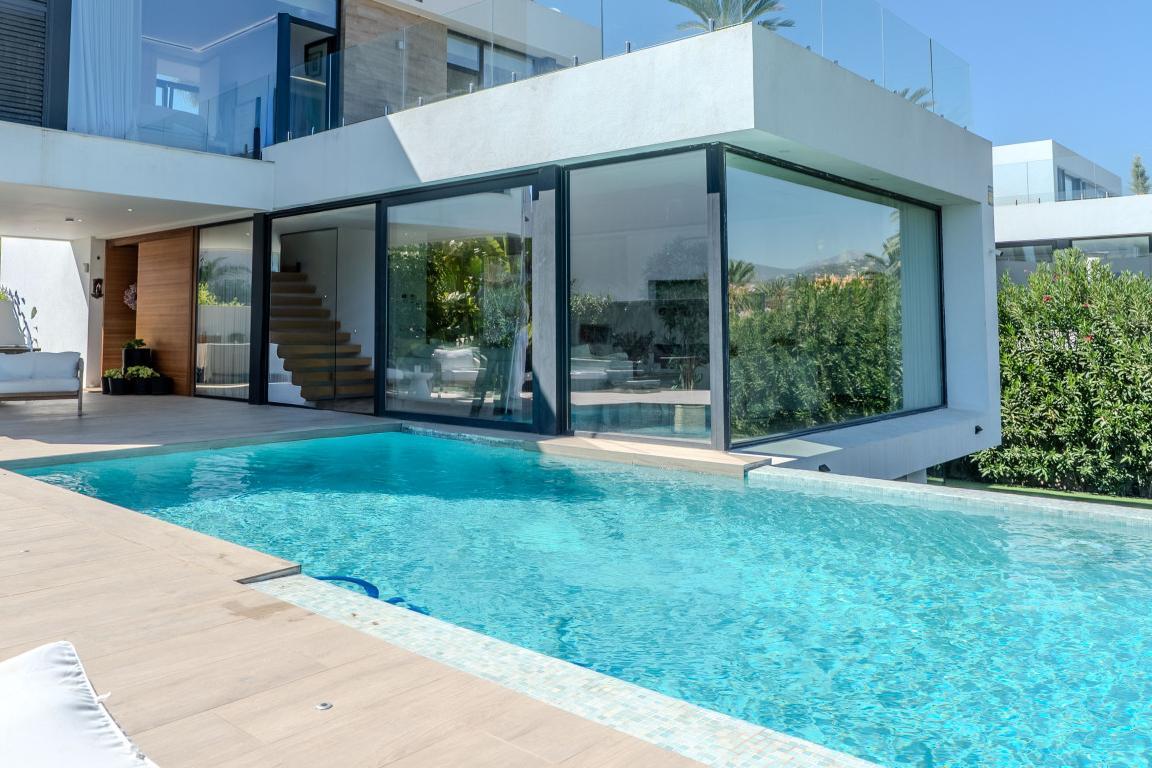 Villa en Alquiler en Estepona