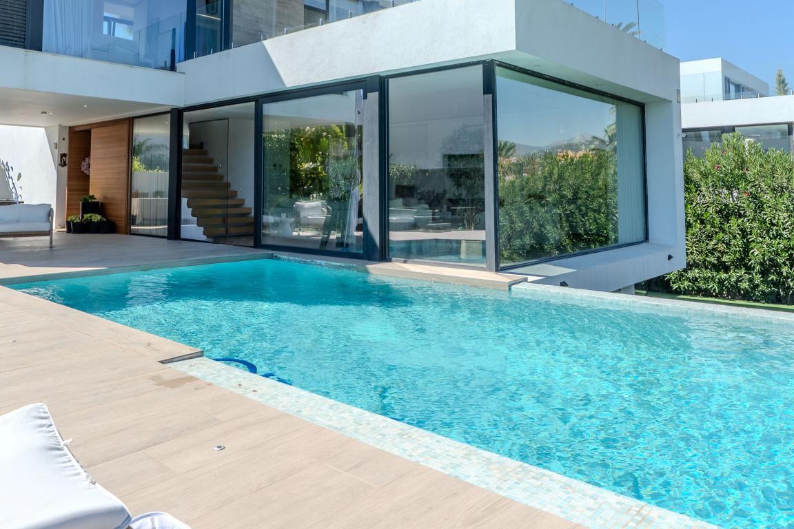 Villa en Alquiler en Estepona