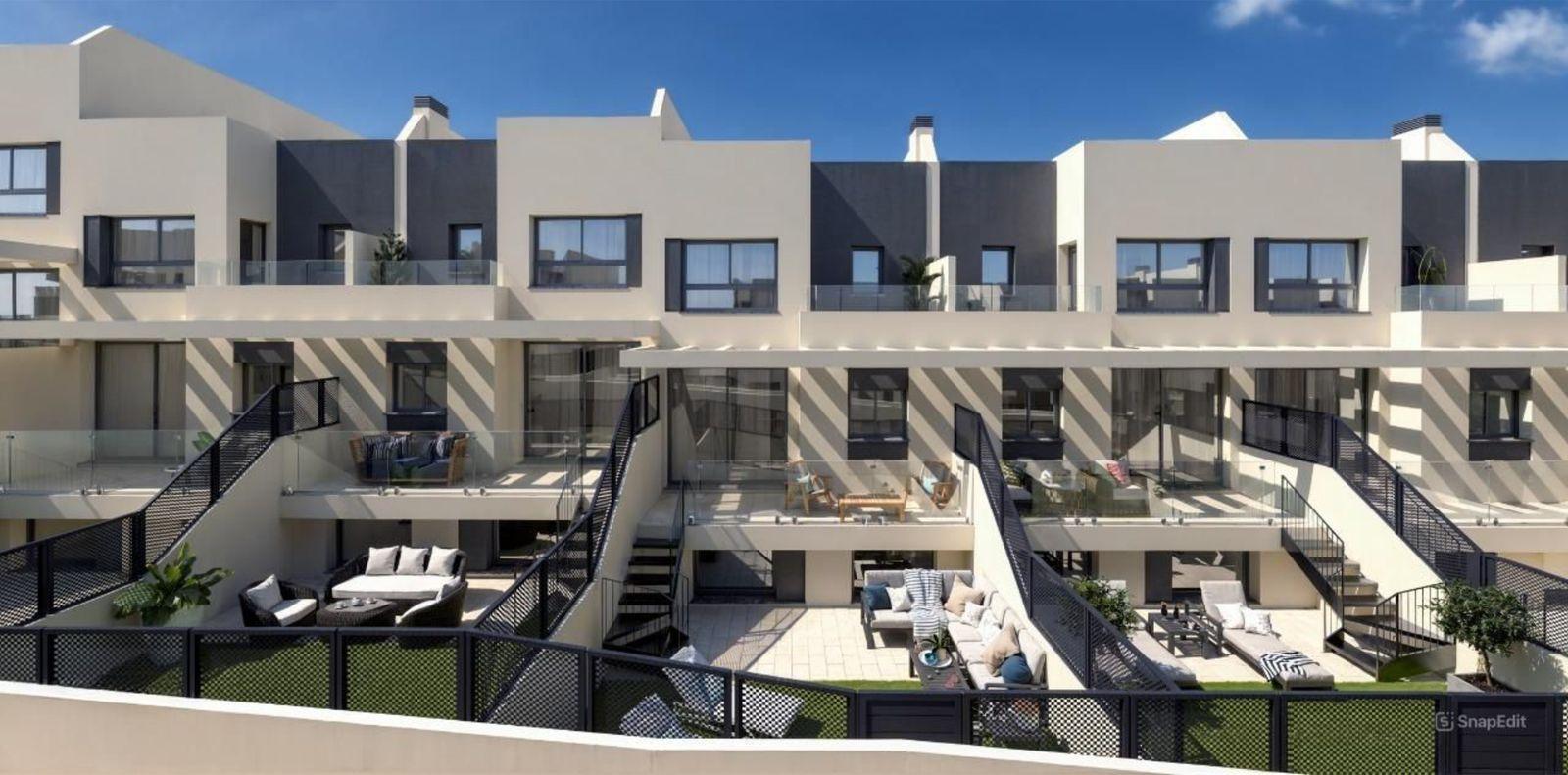 Semi-detached House for Sale in Nerja