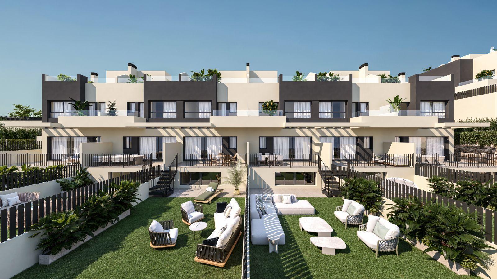 Semi-detached House for Sale in Torre del Mar