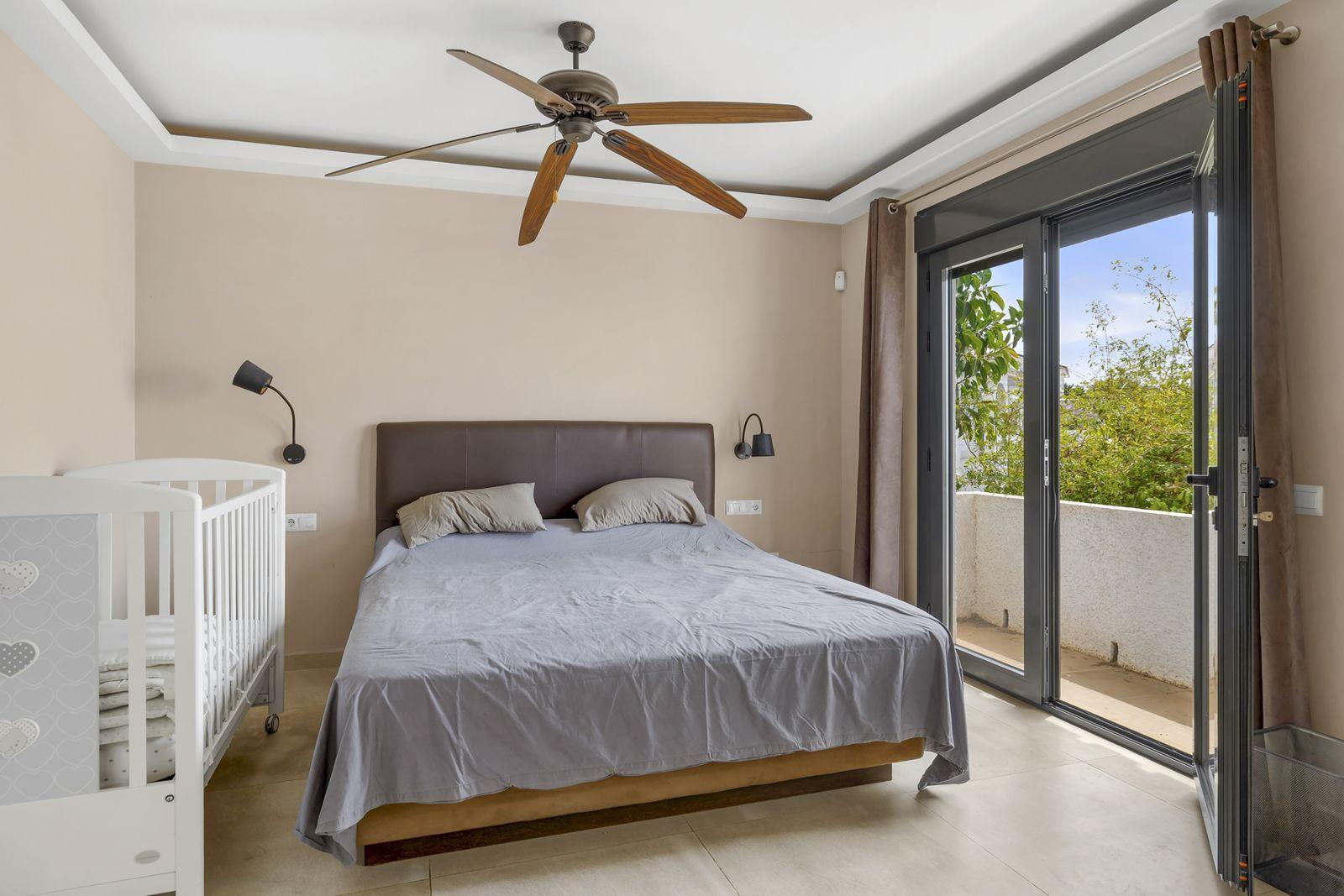 Villa for Sale in Benalmádena