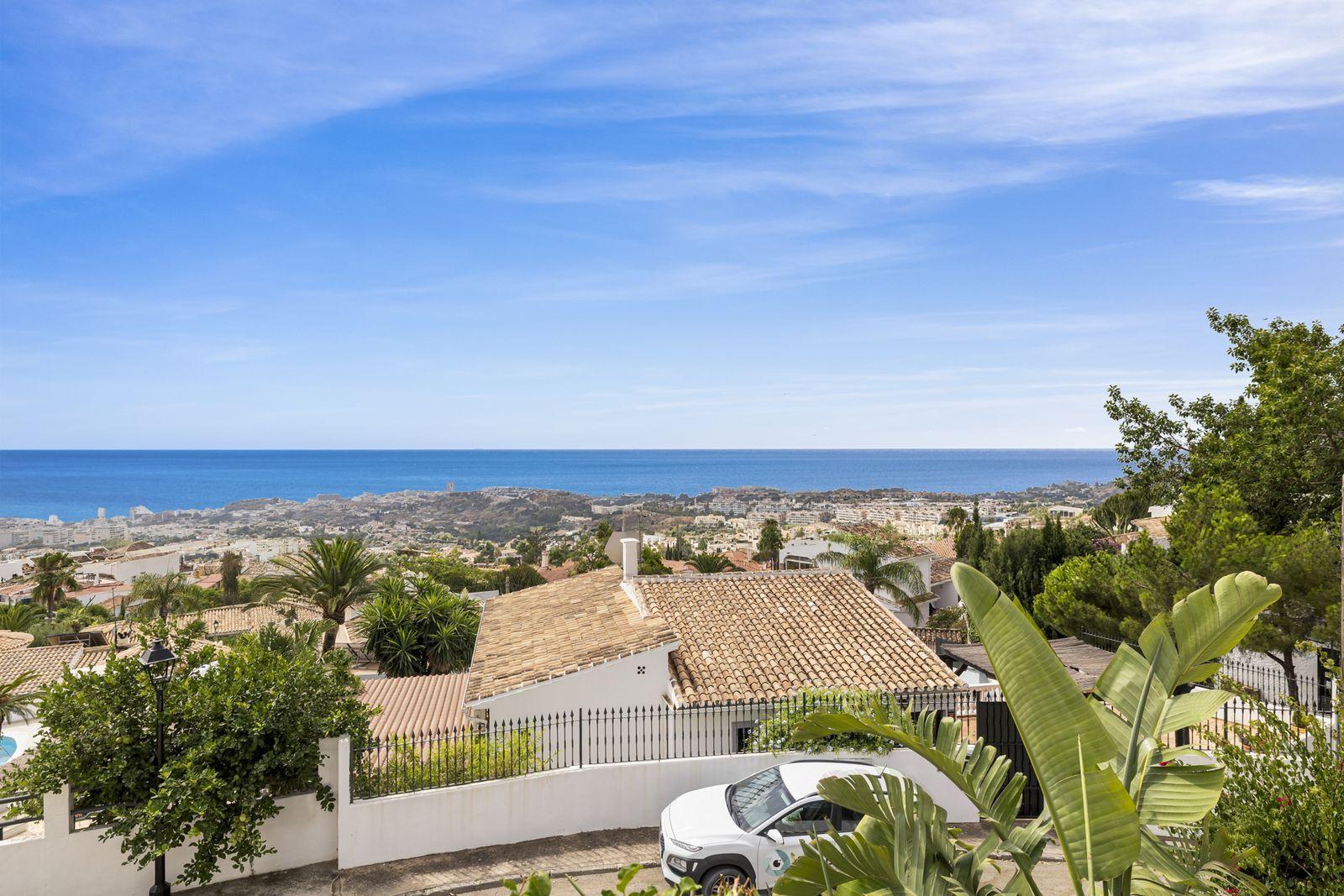Villa for Sale in Benalmádena