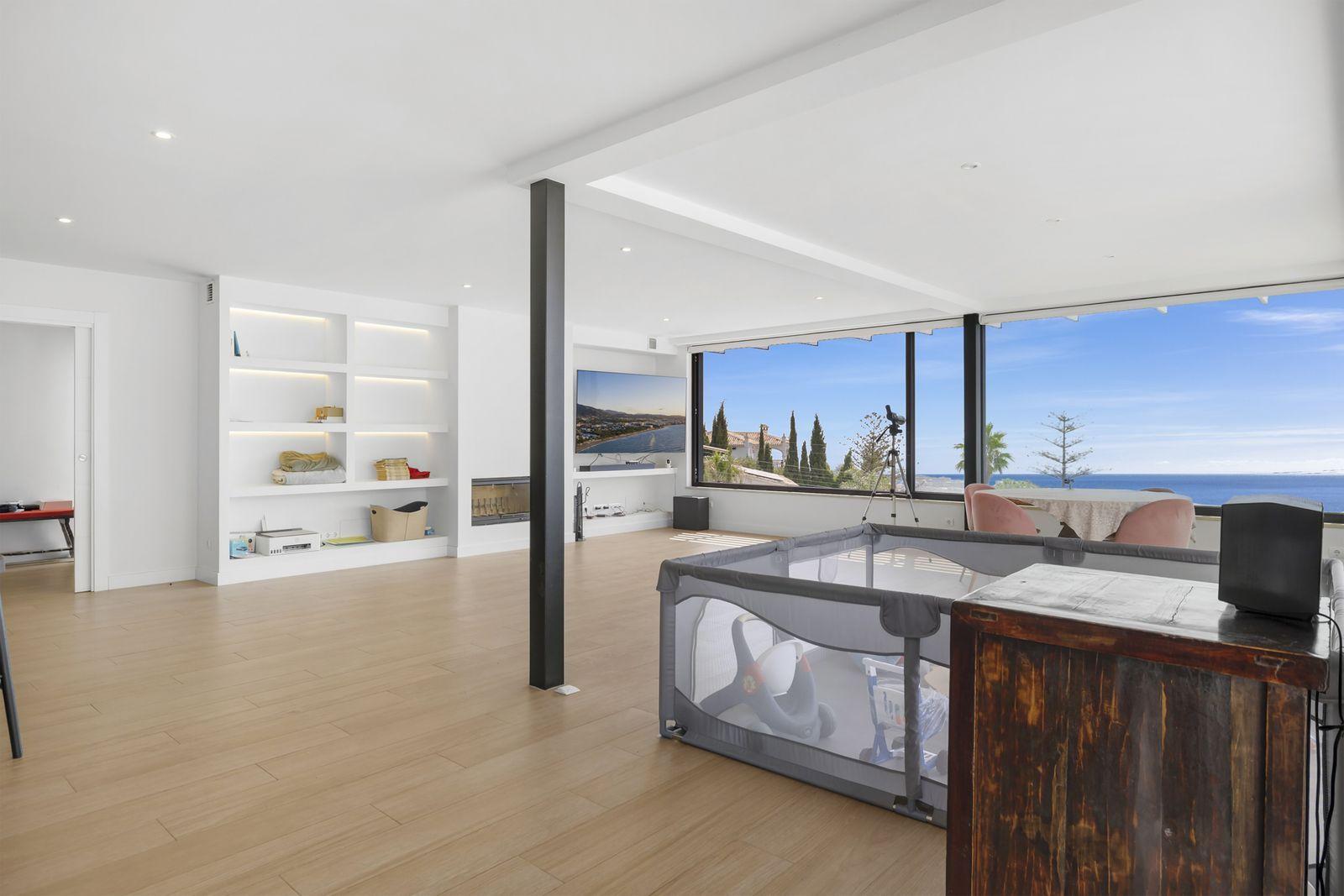 Villa for Sale in Benalmádena