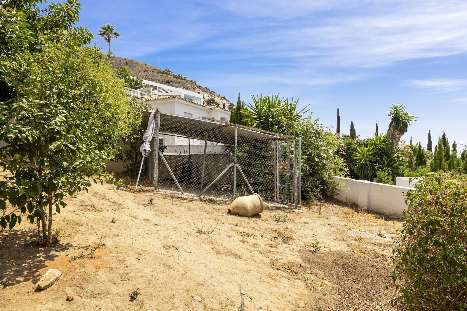 Villa for Sale in Benalmádena