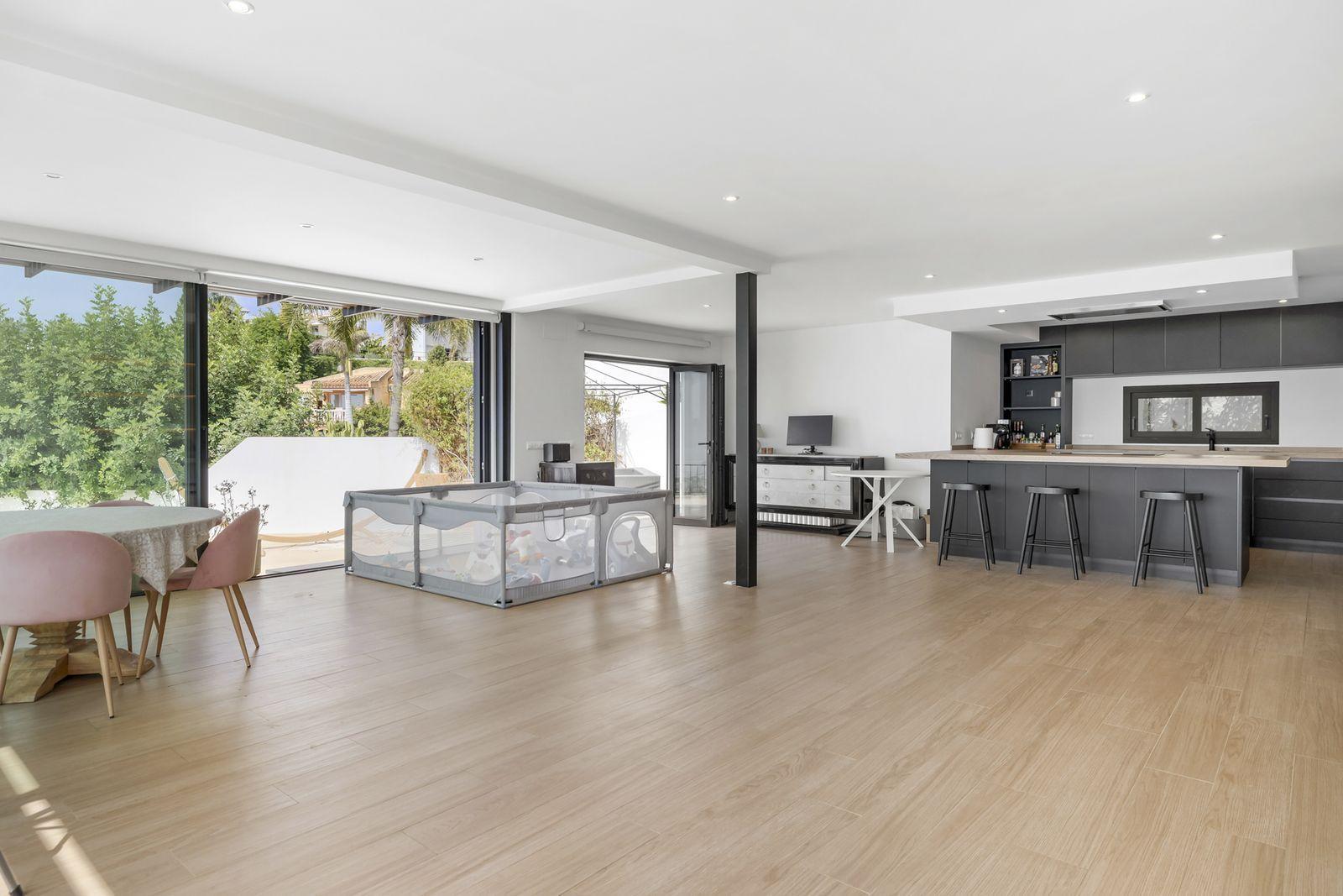 Villa for Sale in Benalmádena
