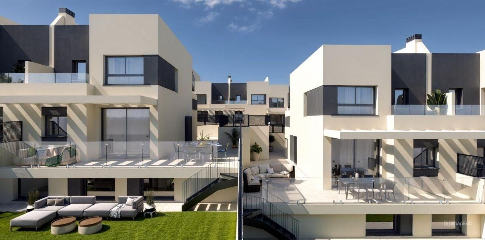 Semi-detached House for Sale in Nerja