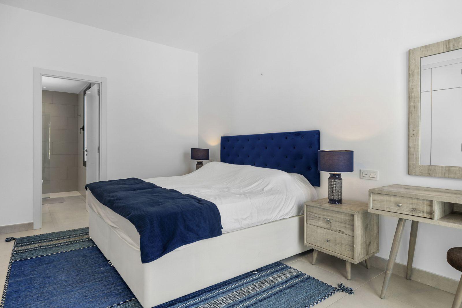 Villa for Sale in Benalmádena