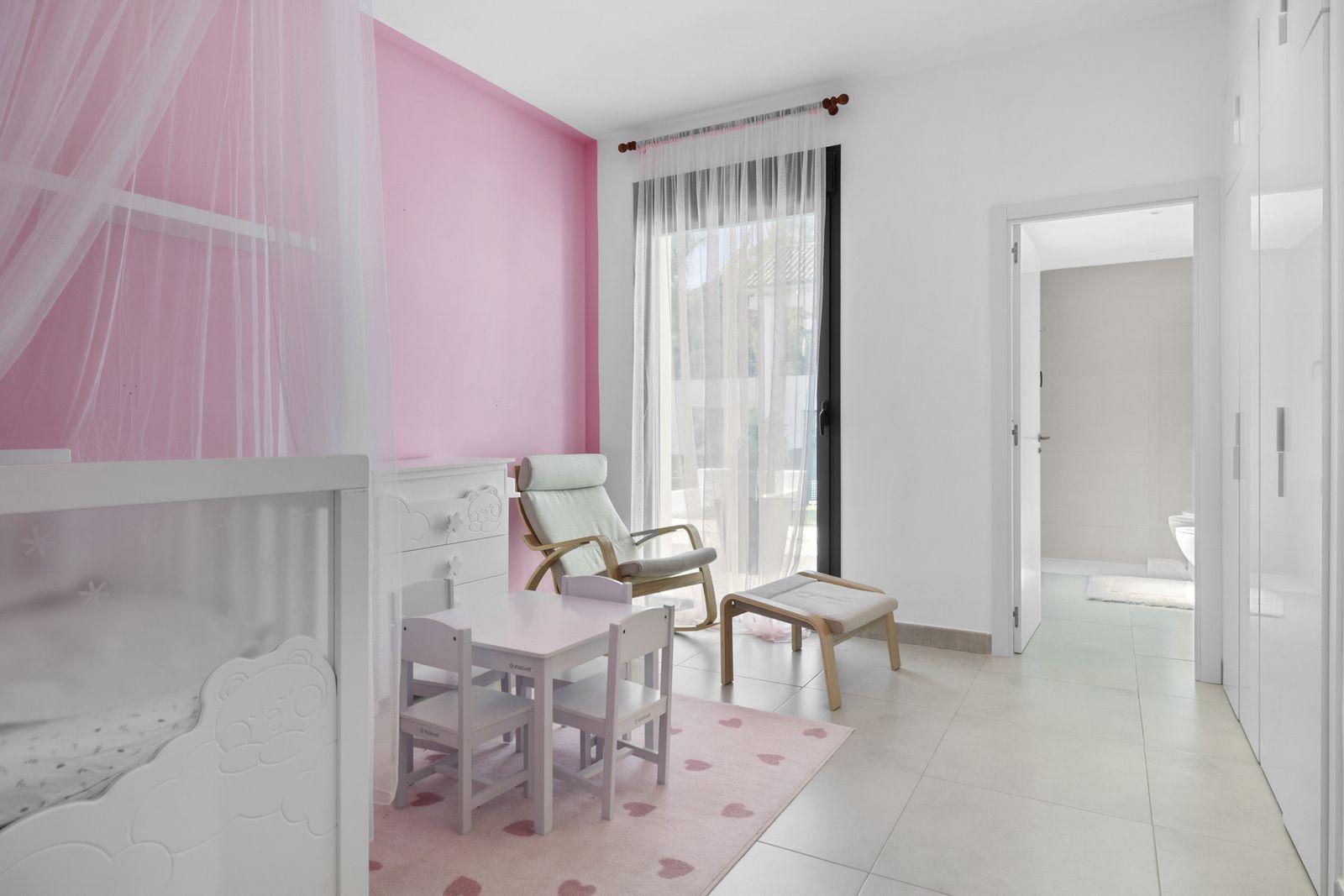 Villa for Sale in Benalmádena