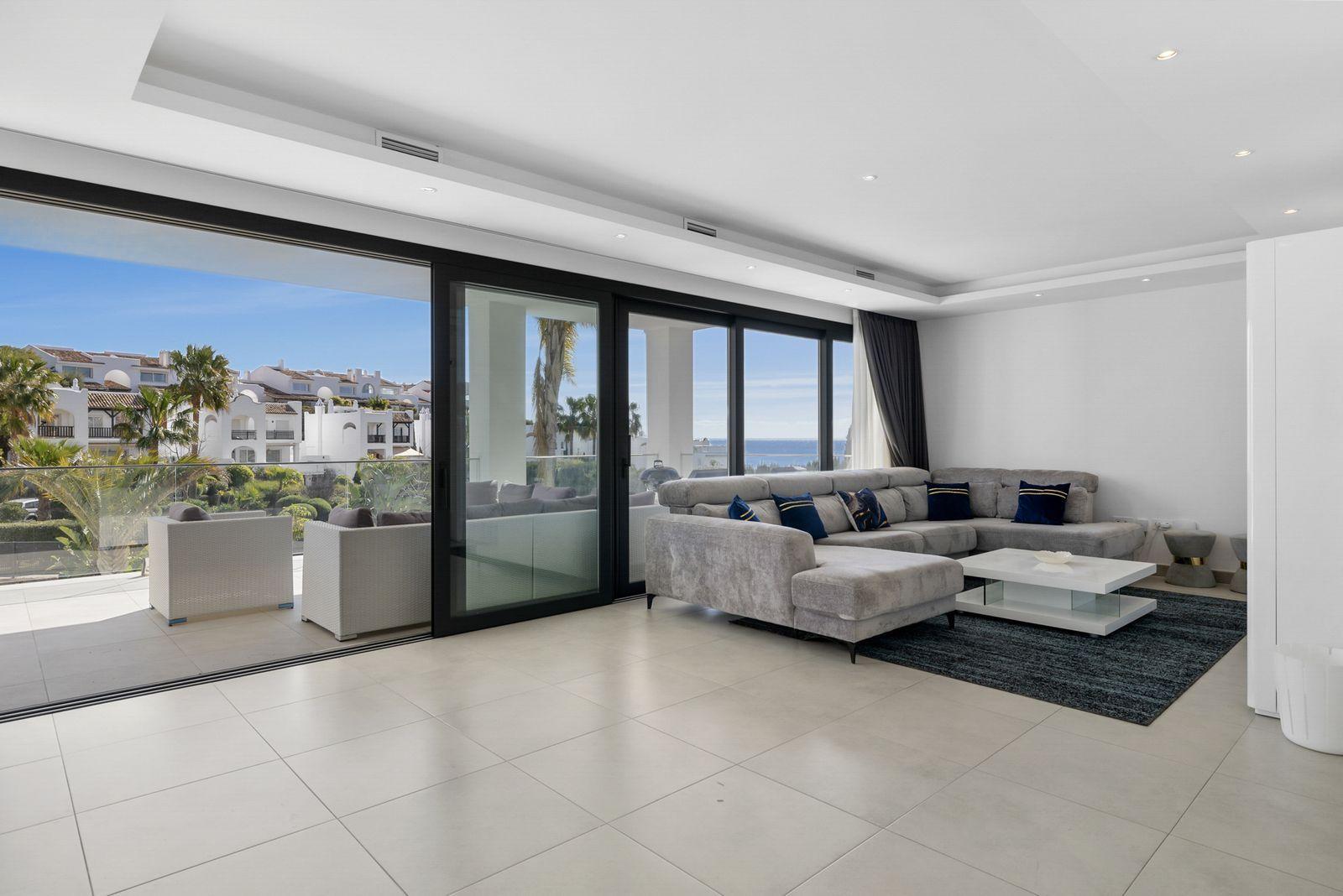 Villa for Sale in Benalmádena