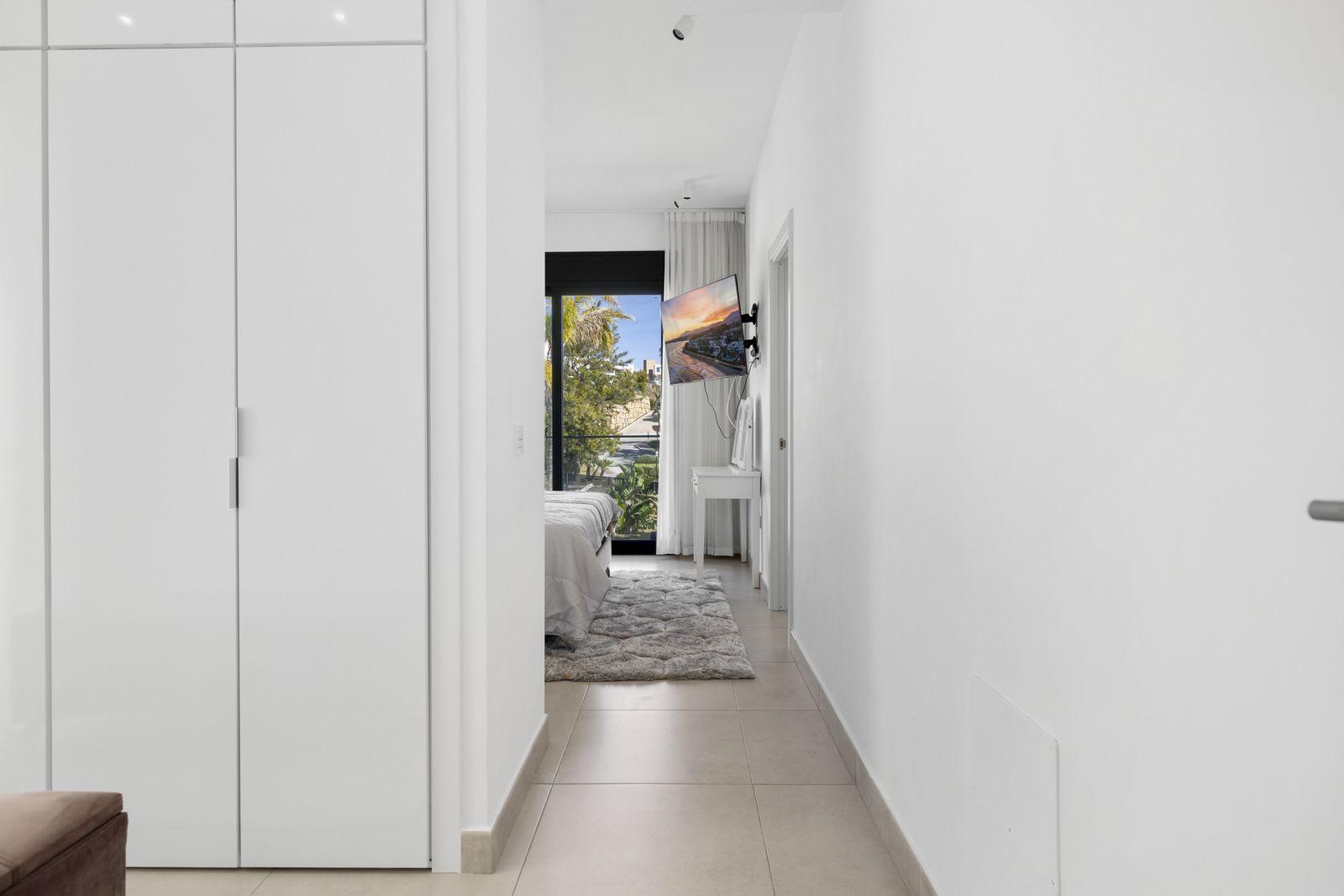 Villa for Sale in Benalmádena