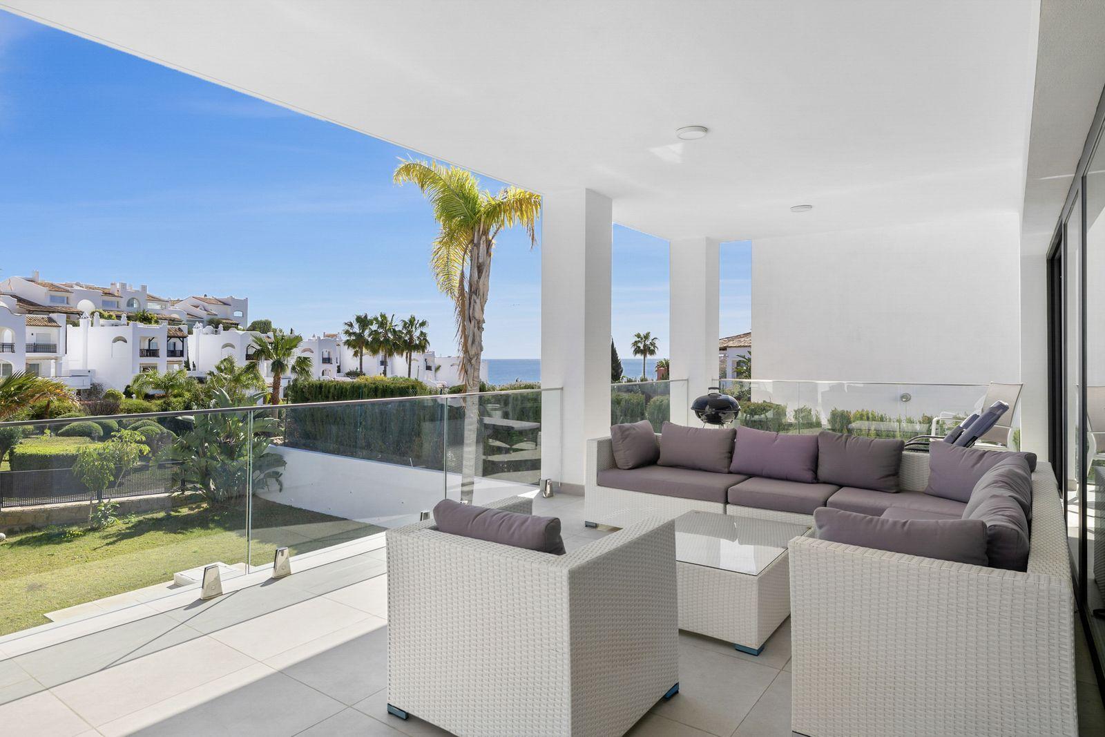 Villa for Sale in Benalmádena