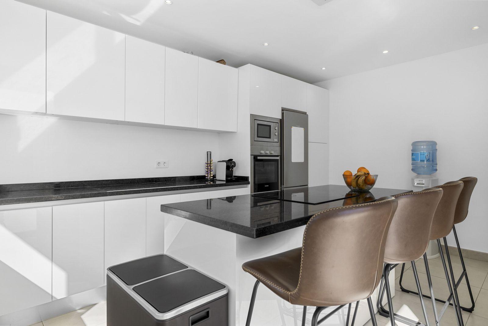 Villa for Sale in Benalmádena