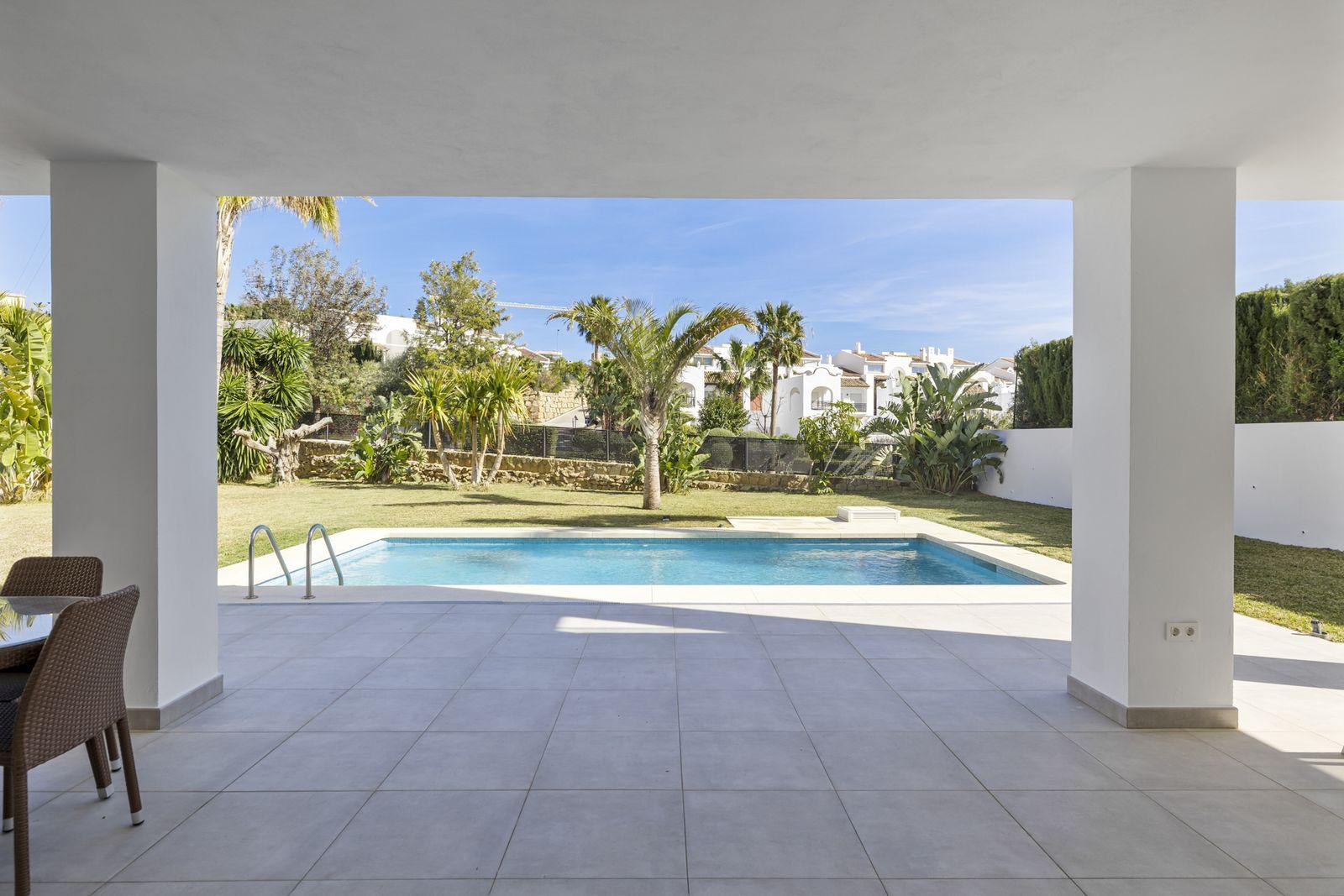 Villa for Sale in Benalmádena