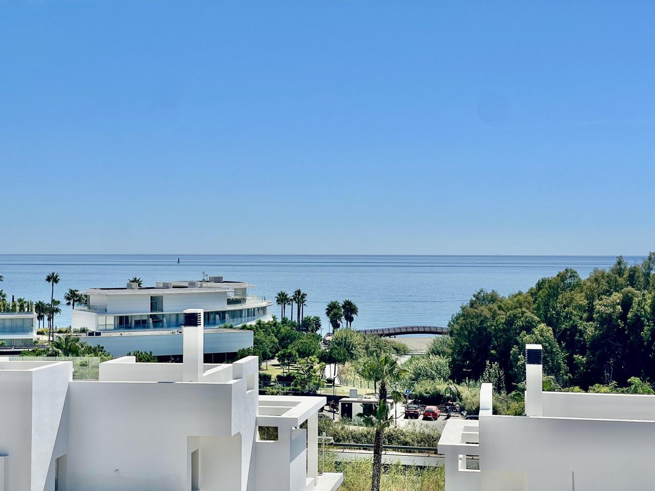 Ático en Venta en Estepona