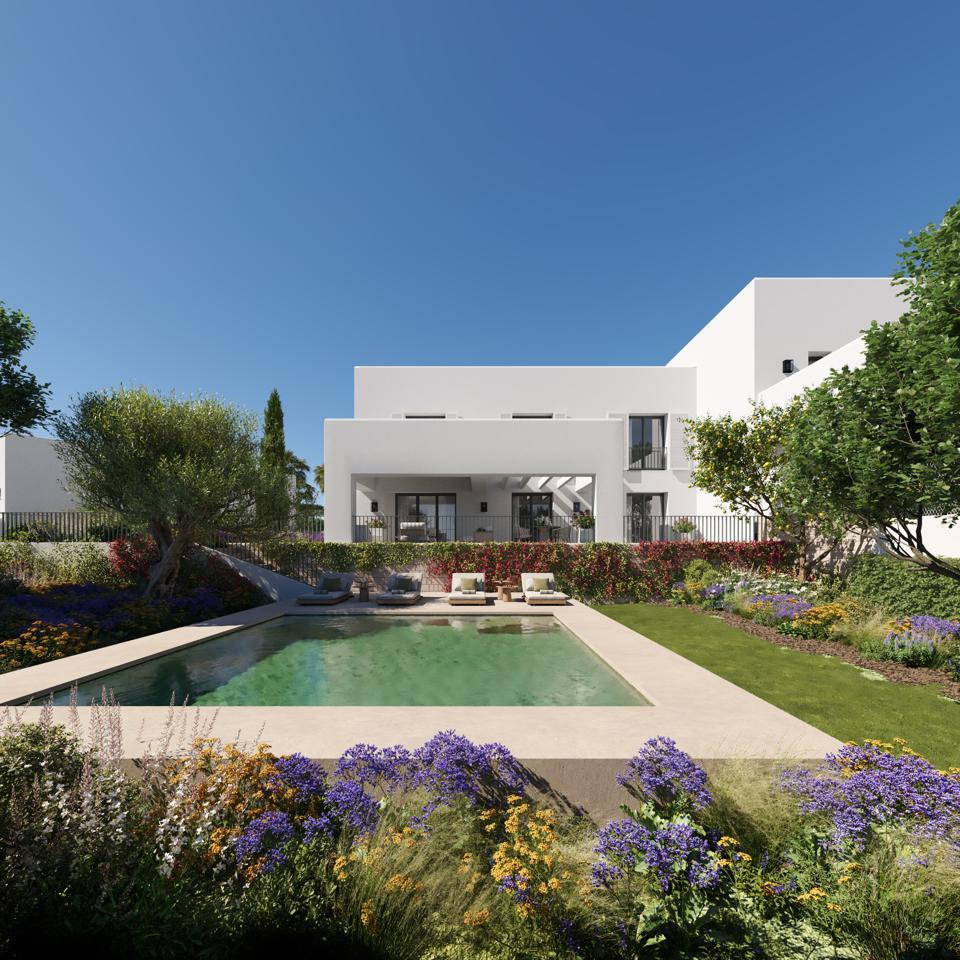 Villa for Sale in San Roque