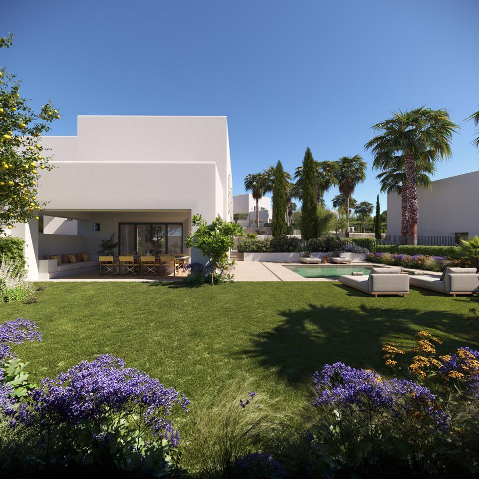 Villa for Sale in San Roque