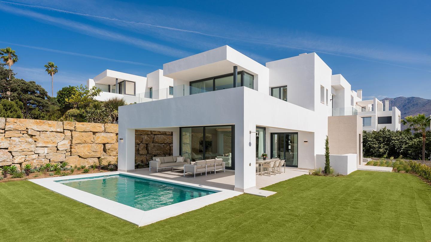 Villa for Sale in Estepona