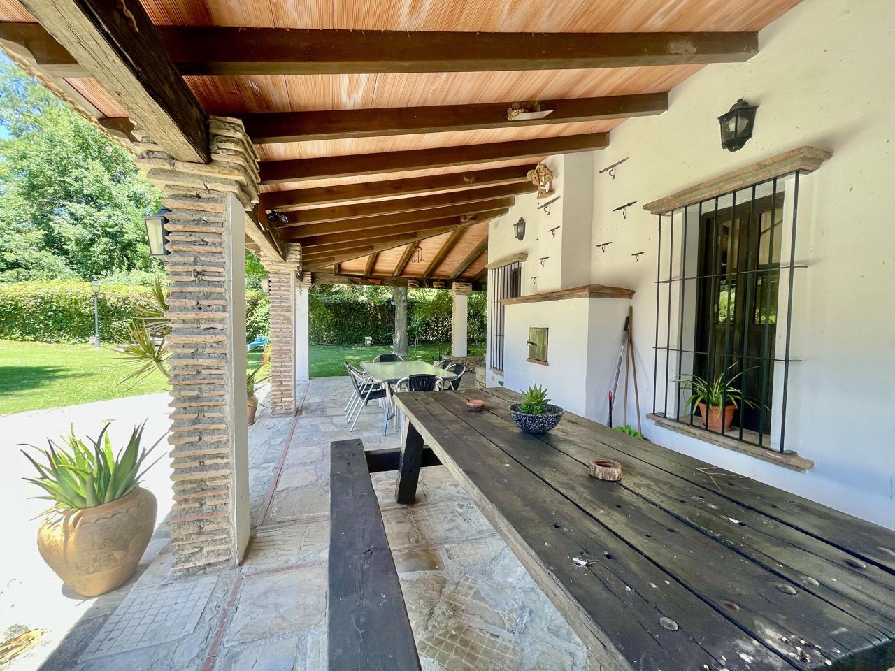 Finca en Venta en Jimena de la Frontera