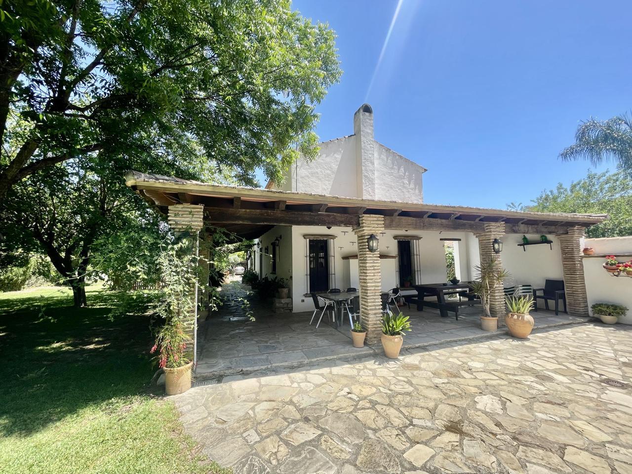 Finca en Venta en Jimena de la Frontera
