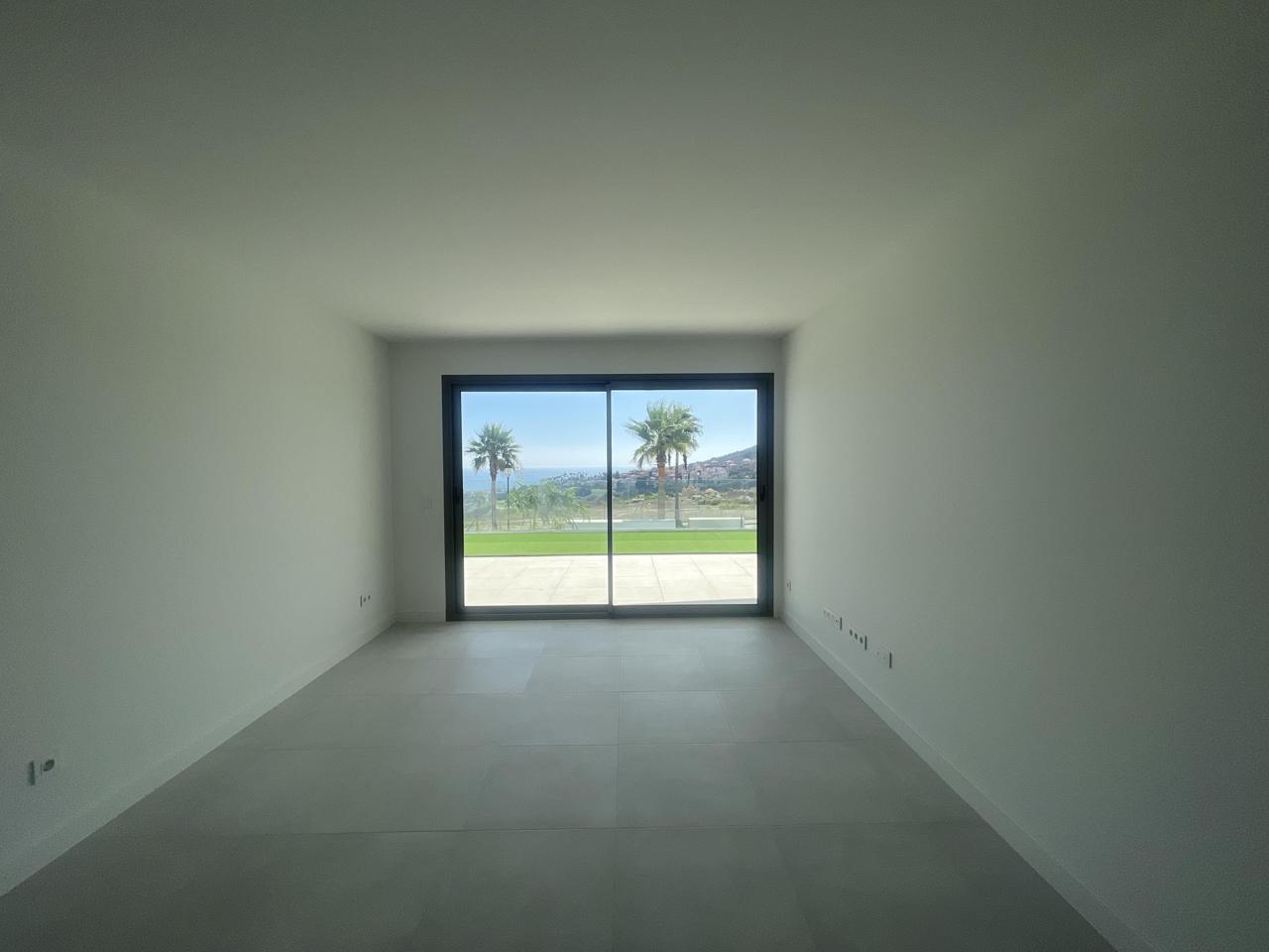 Apartment for Sale in Manilva