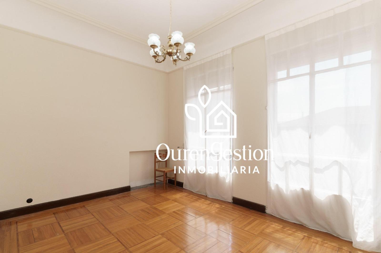 House for Sale in Xinzo de Limia