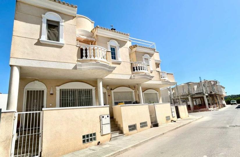 Casa en Venta en Almoradí