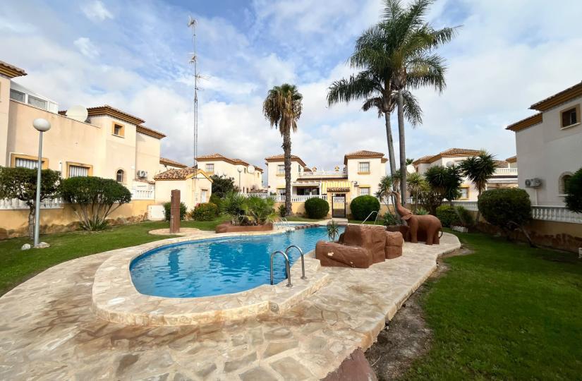 Pareado en Venta en Orihuela