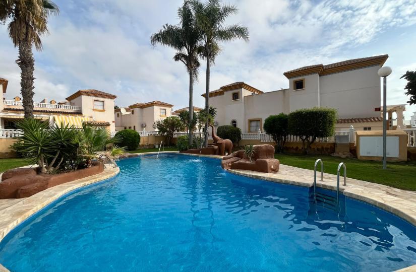 Pareado en Venta en Orihuela