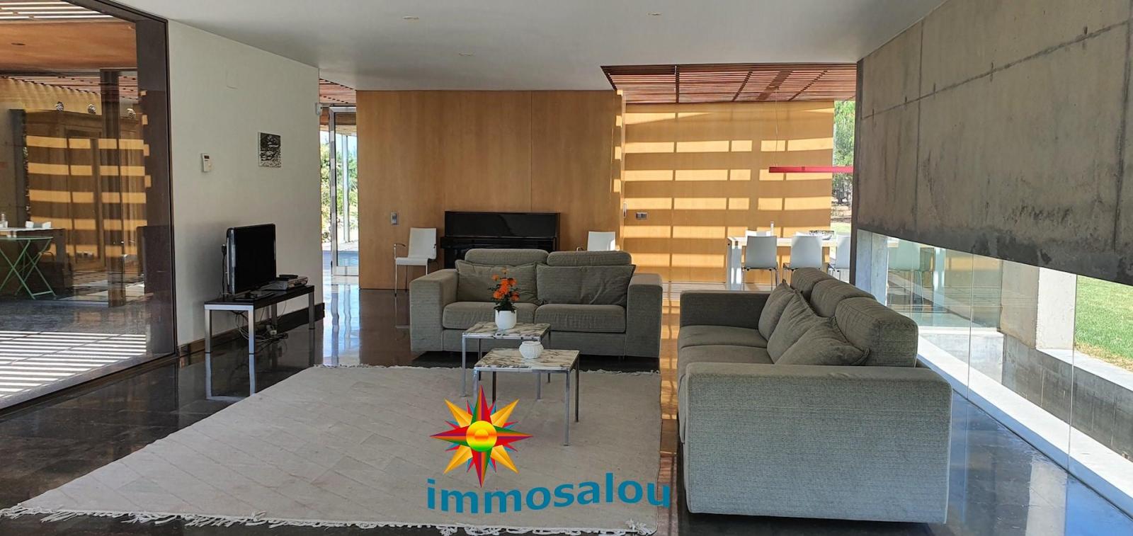 Chalet for Sale in Salou