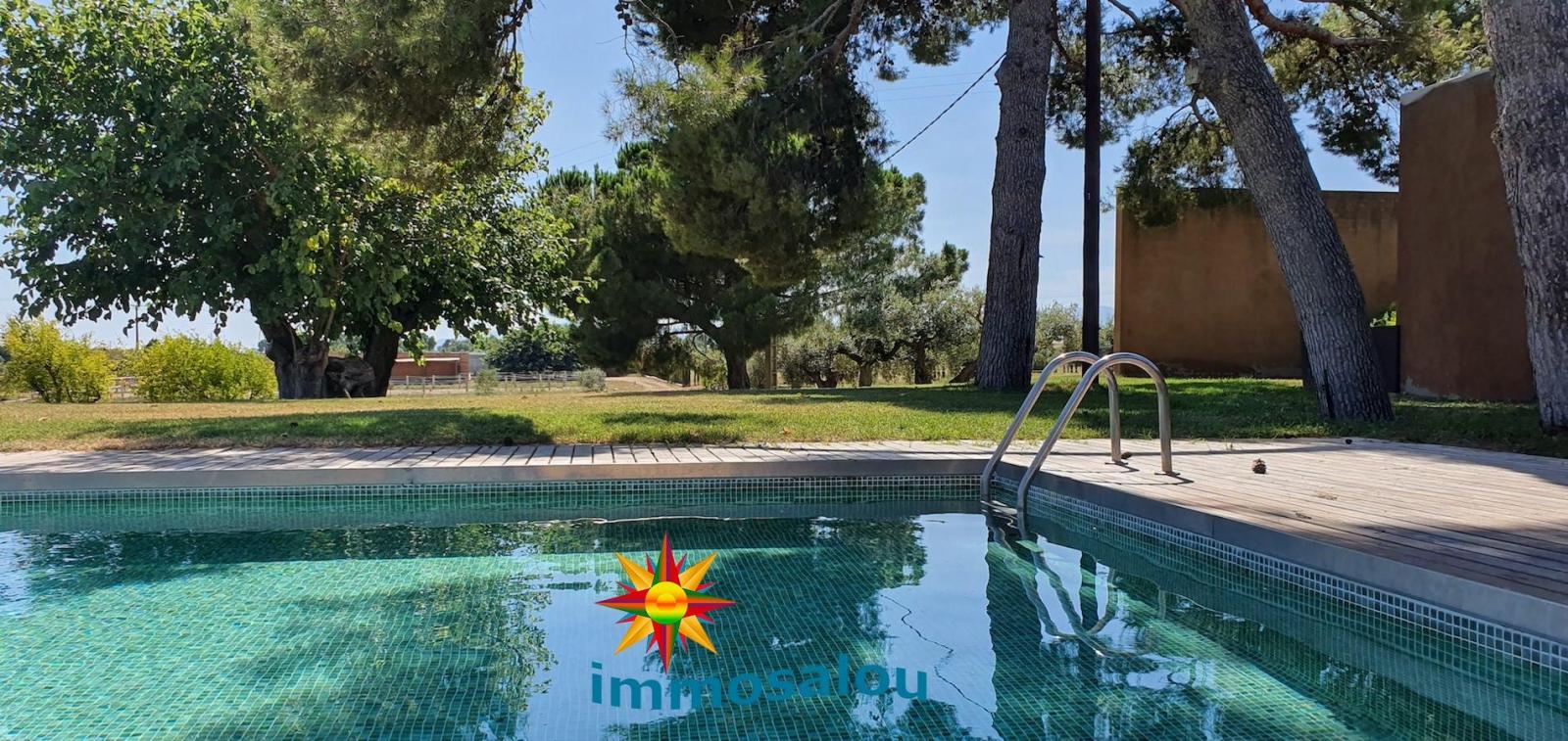 Chalet for Sale in Salou