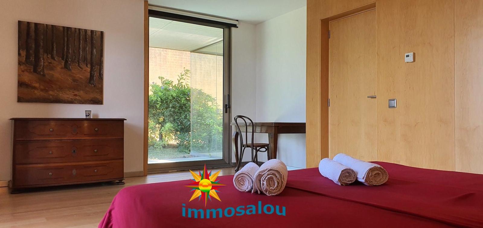Chalet for Sale in Salou