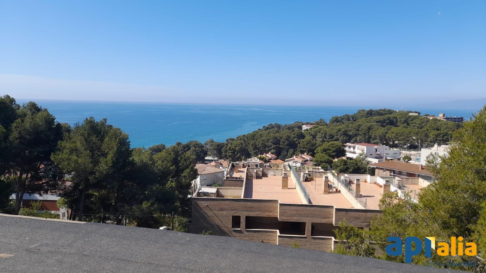 Chalet for Sale in Salou