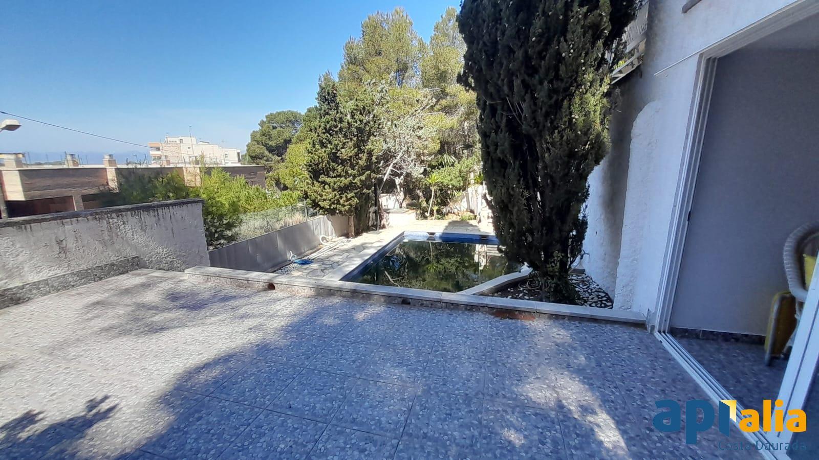 Chalet for Sale in Salou