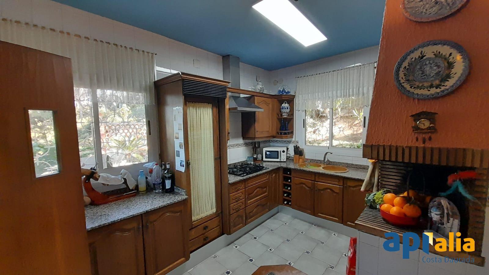 Chalet for Sale in Salou