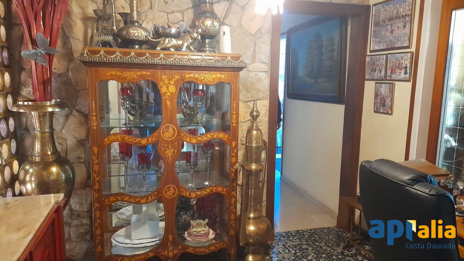 Chalet for Sale in Salou