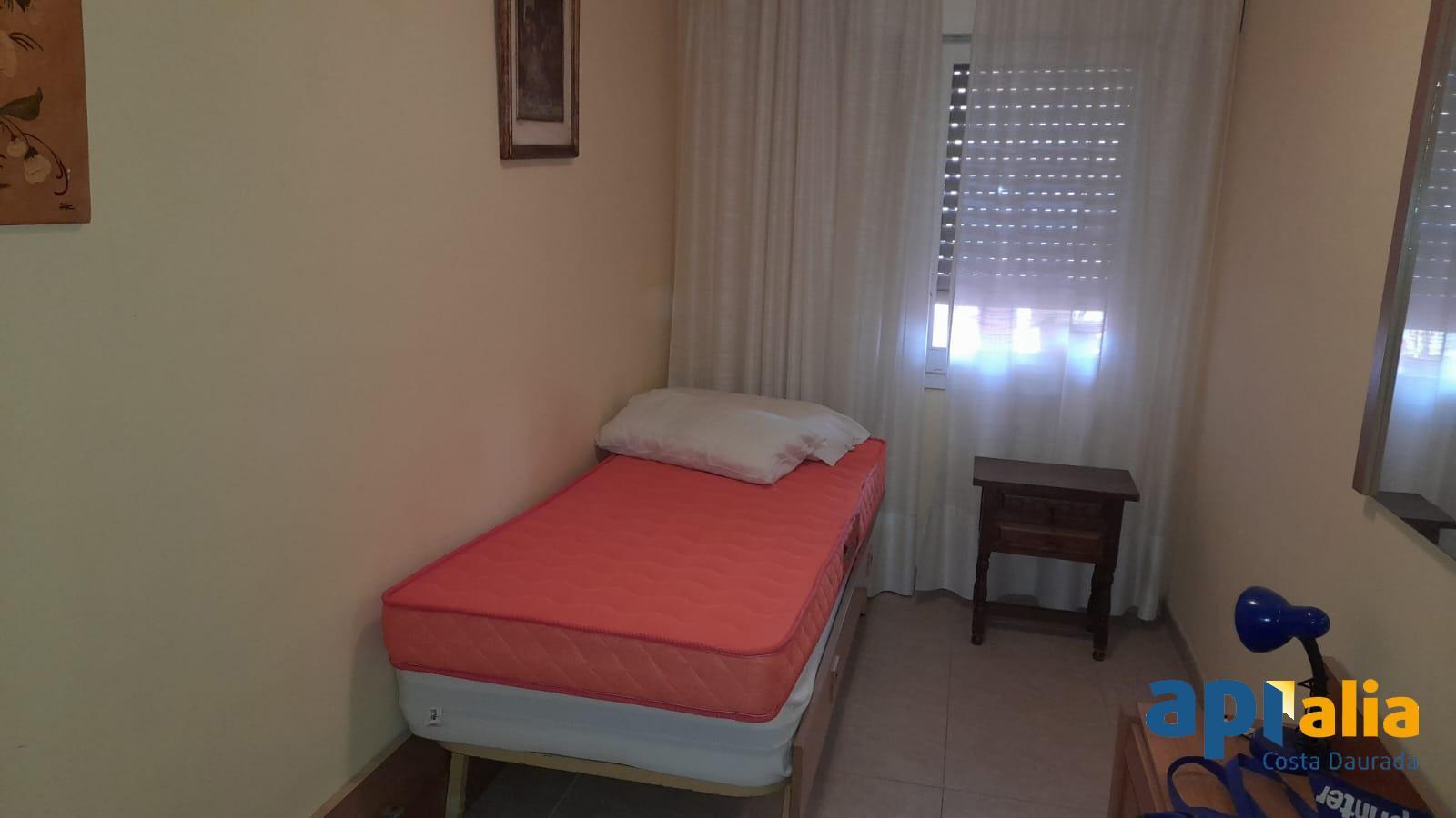 Chalet for Sale in Salou