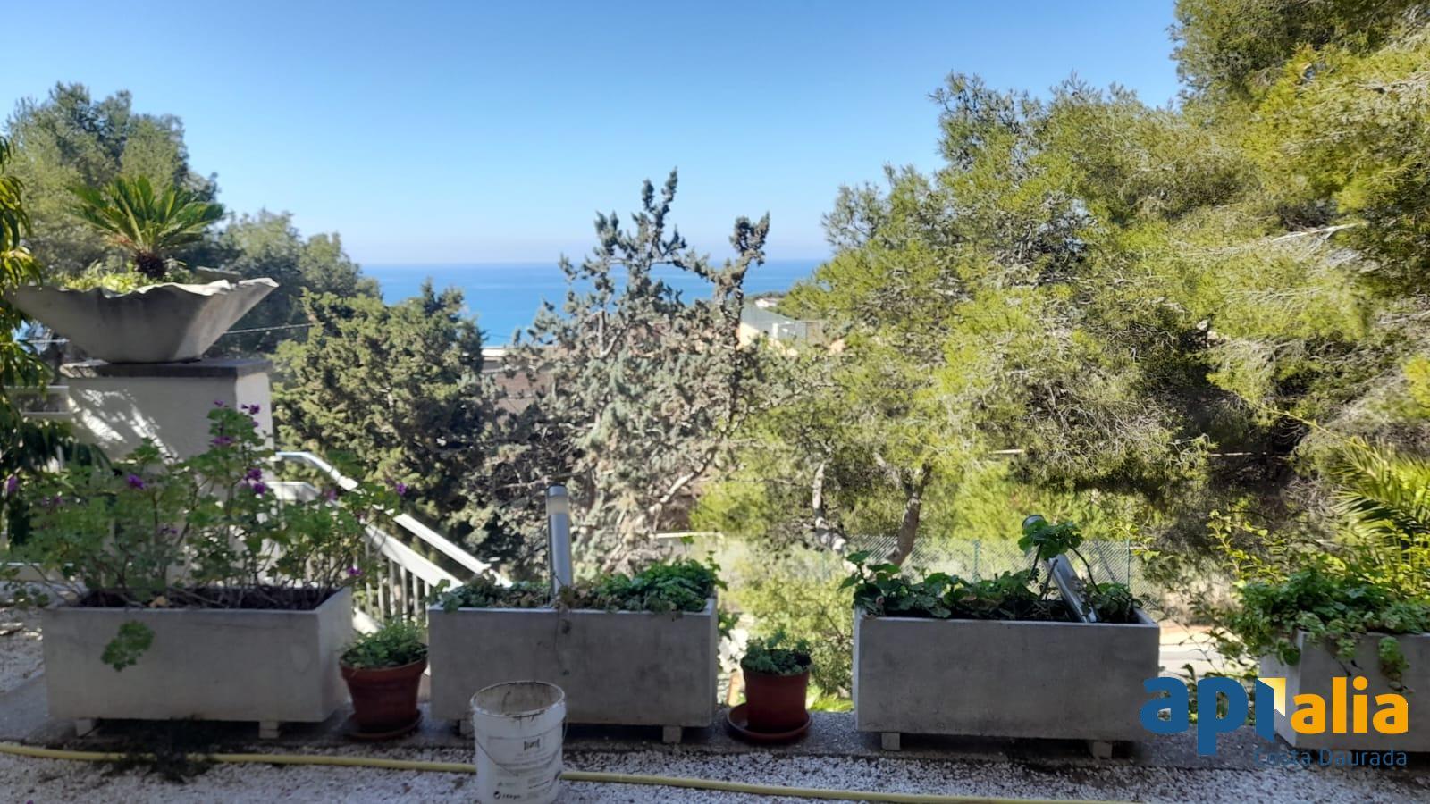Chalet for Sale in Salou