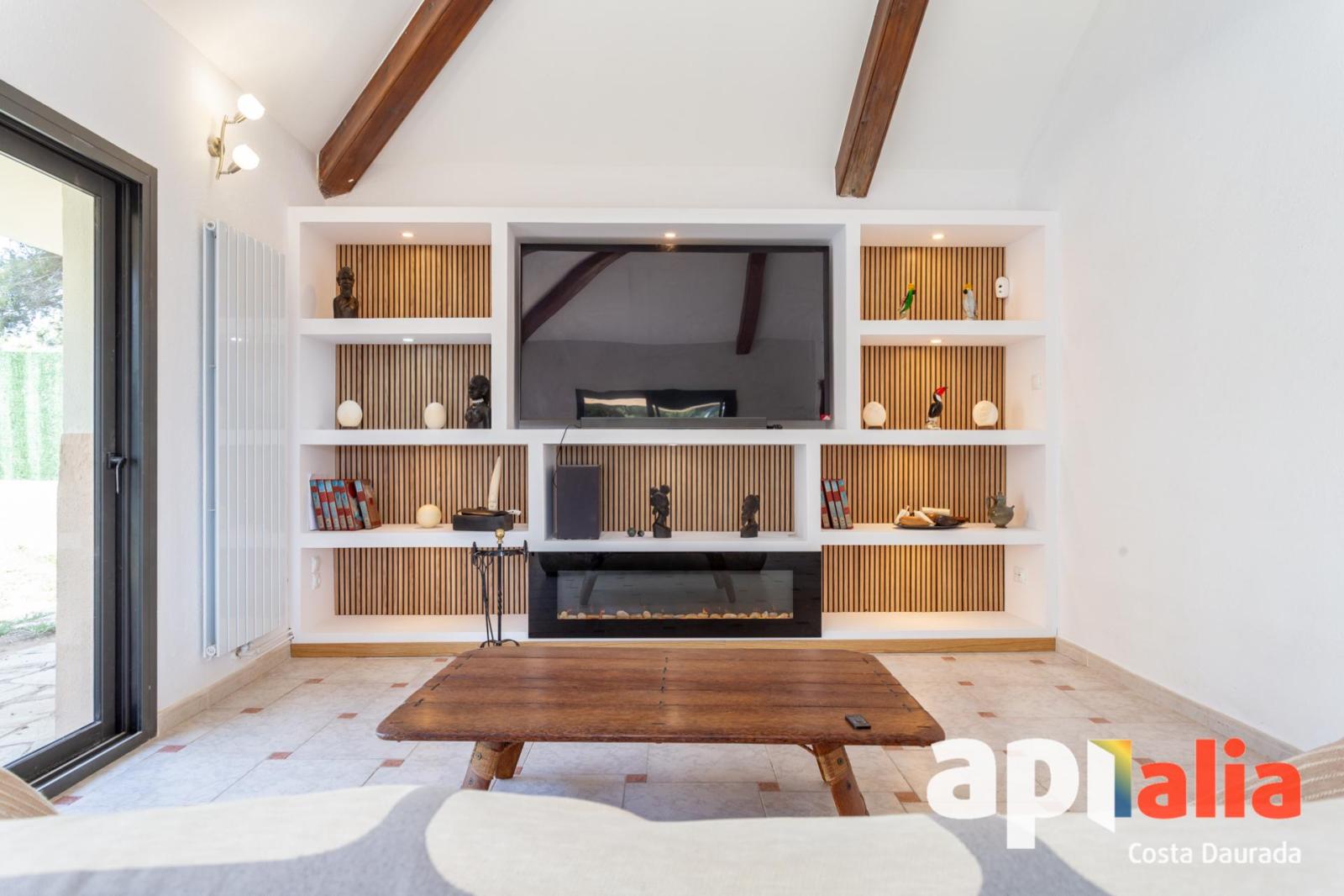 Chalet for Sale in Salou